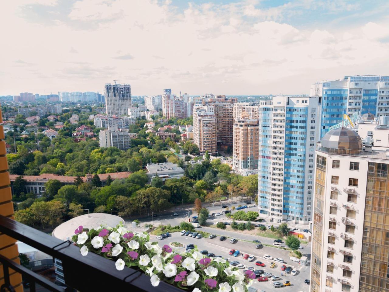 Отель Arcadiasky Одесса Экстерьер фото